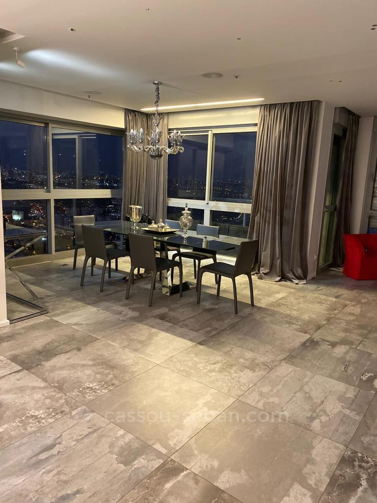 Duplex-Penthouse 6 rooms Jerusalem Holyland 144-IBL-683