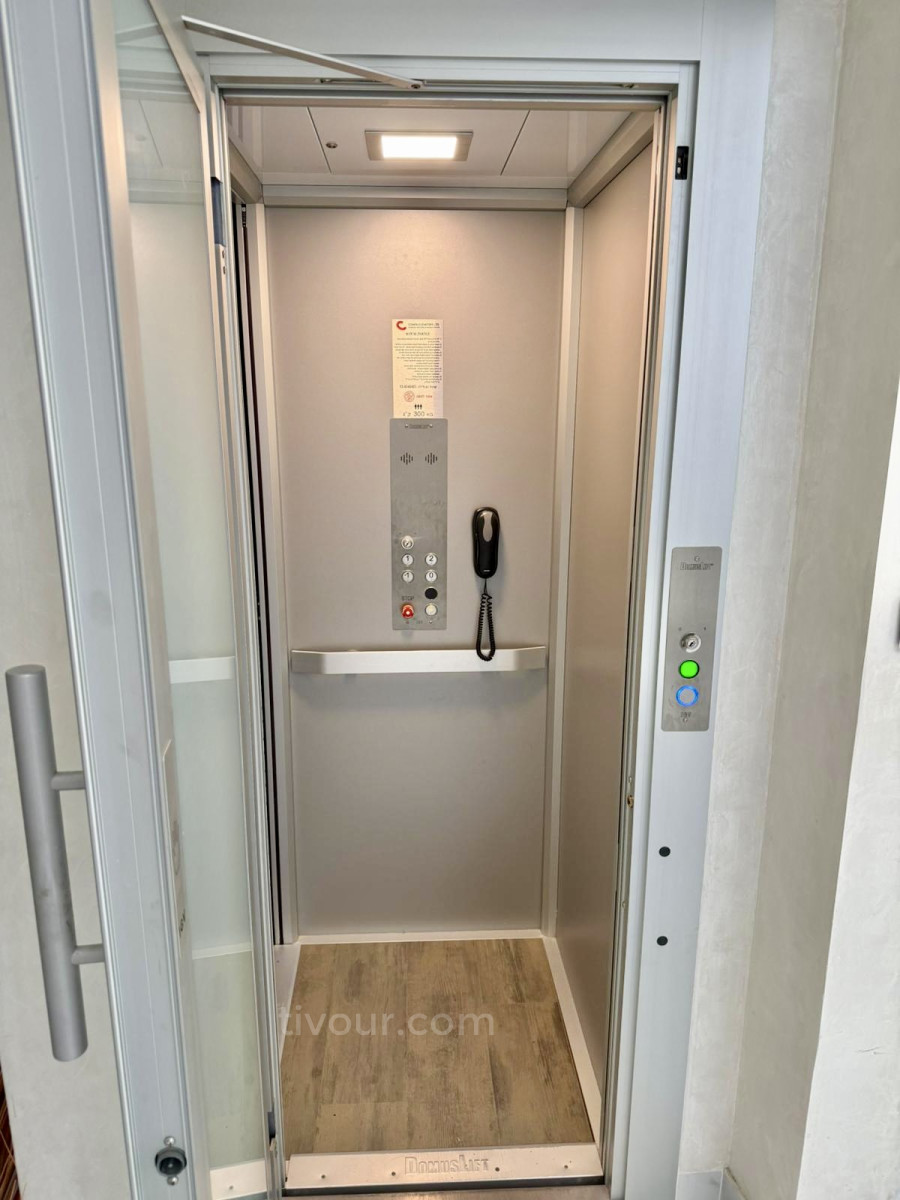 Villa 8 rooms Ashdod Yud Zayin 210-IBL-2108