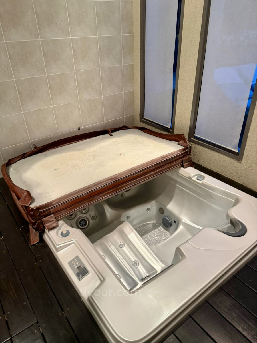 Villa 8 rooms Ashdod Yud Zayin 210-IBL-2108