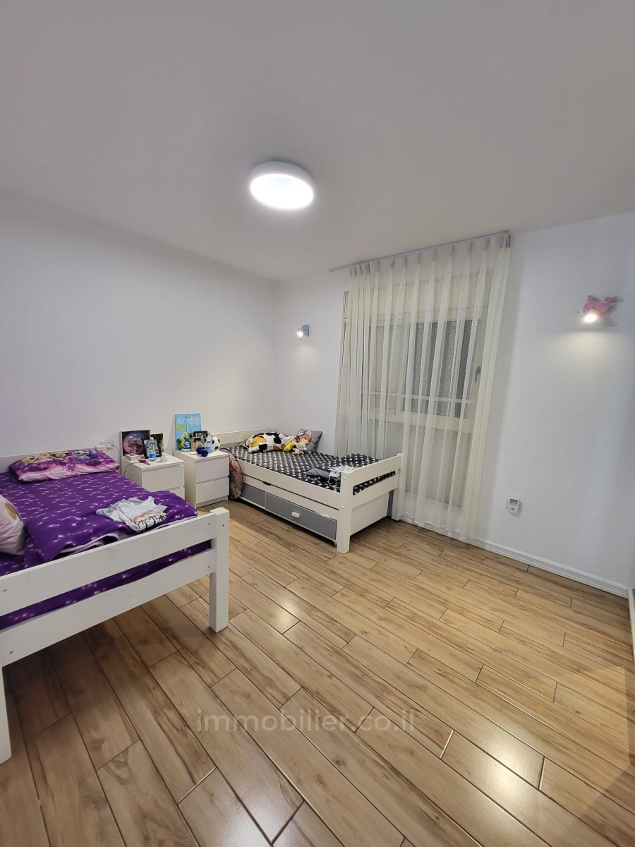 Villa 7 rooms Ashdod  245-IBL-1779