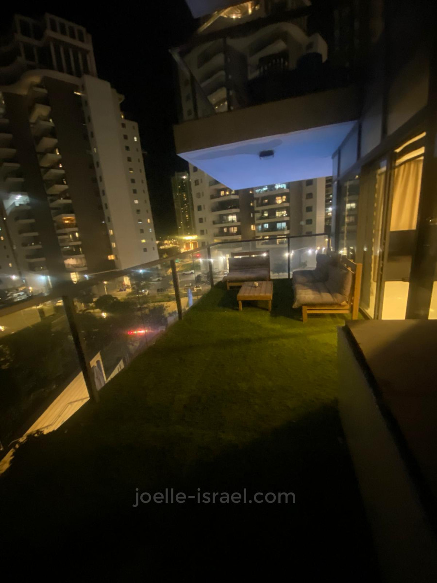 Apartment 5 rooms Netanya Ir Yamim 316-IBL-1753