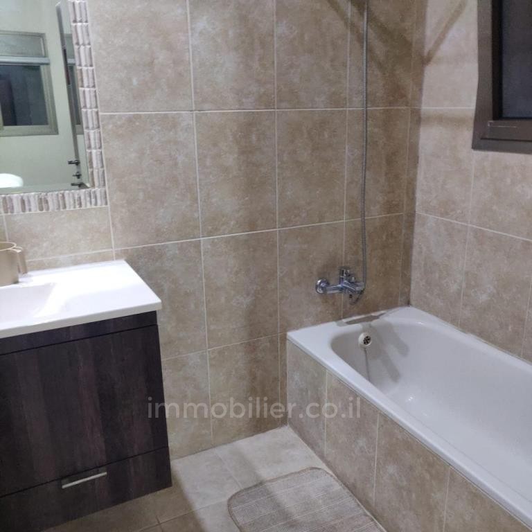 Penthouse 8 rooms Ashdod Yud Bet 342-IBL-1303