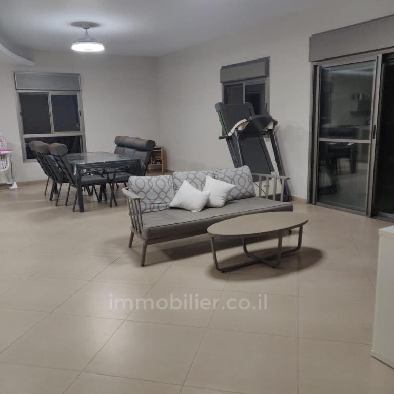 Penthouse 8 rooms Ashdod Yud Bet 342-IBL-1303