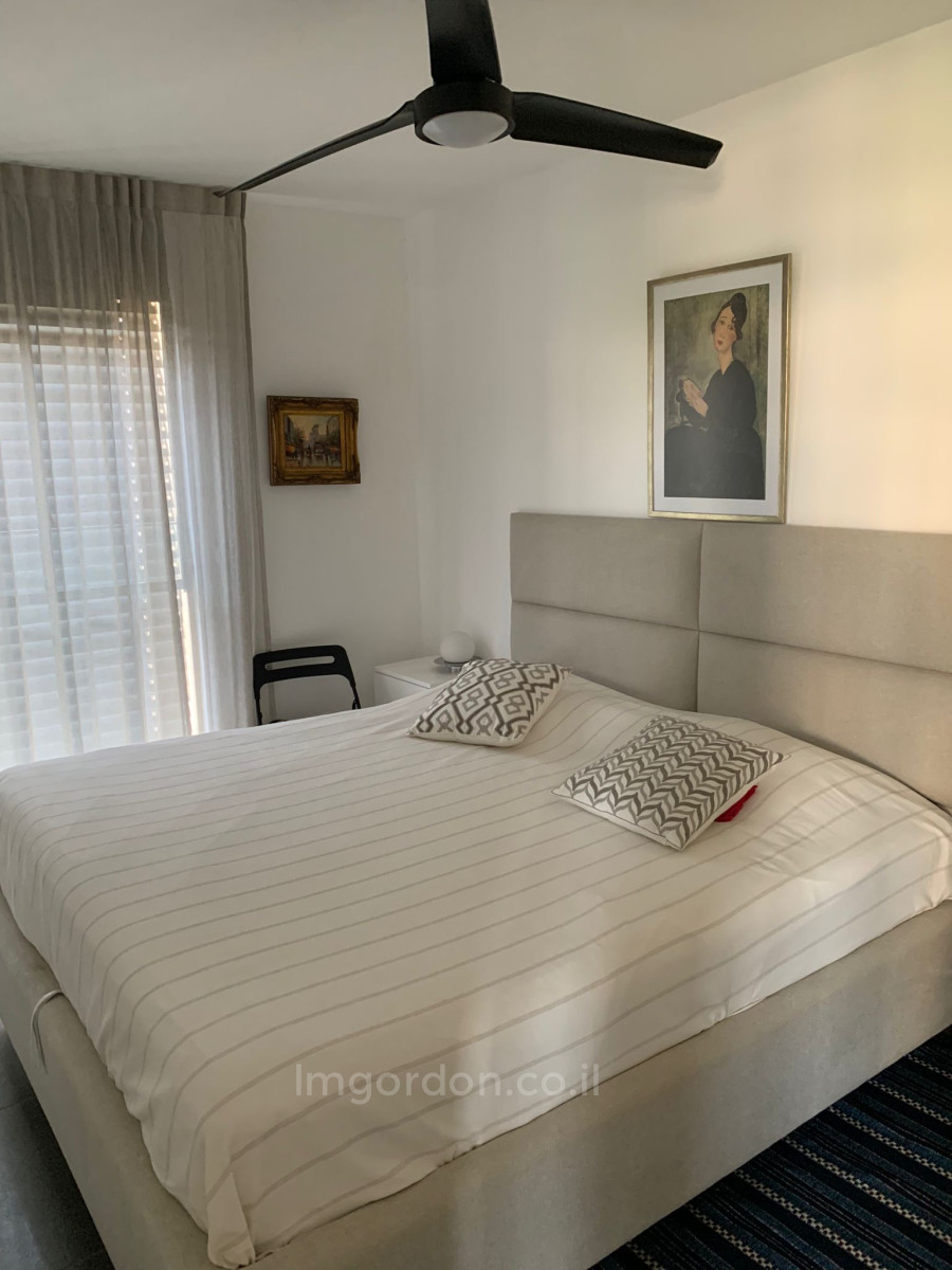 Apartment 3 rooms Tel Aviv Nahalat binyamin 357-IBL-1550