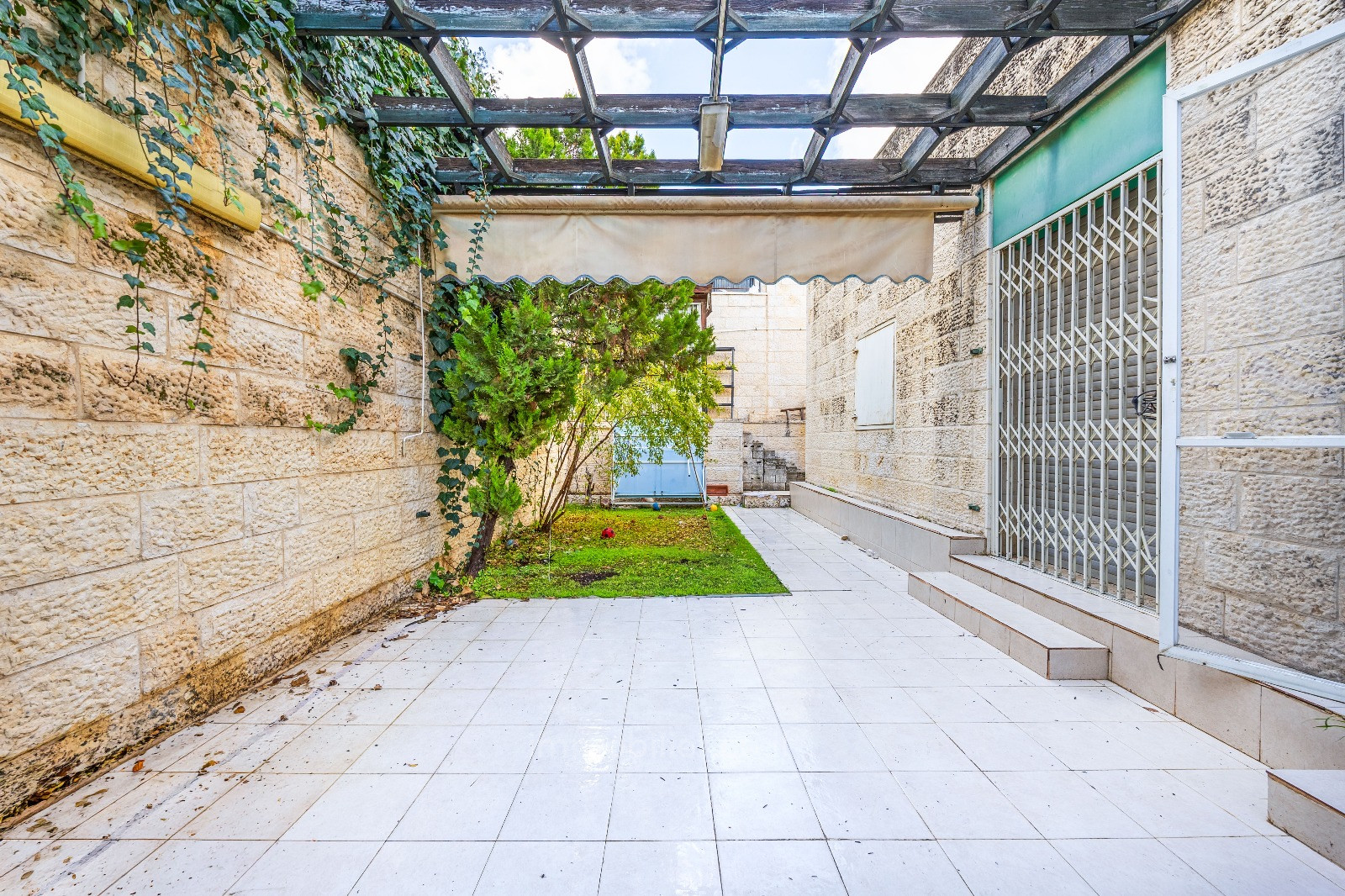 Penthouse 8 rooms Jerusalem Beit Vagan 424-IBL-377