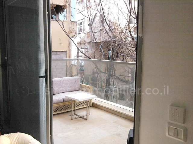 Apartment 3 rooms Tel Aviv City center 457-IBL-1274