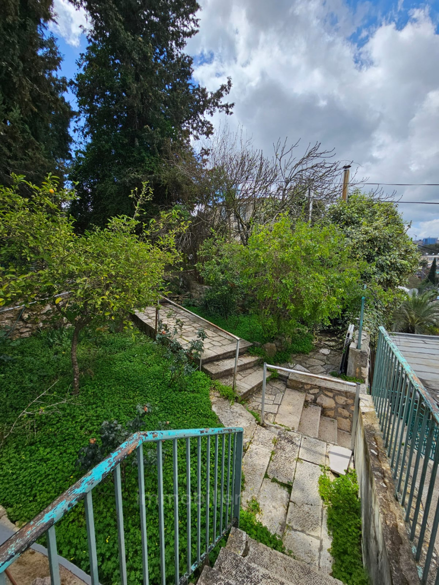 Land 10 rooms Jerusalem Ein Kerem 457-IBL-1340