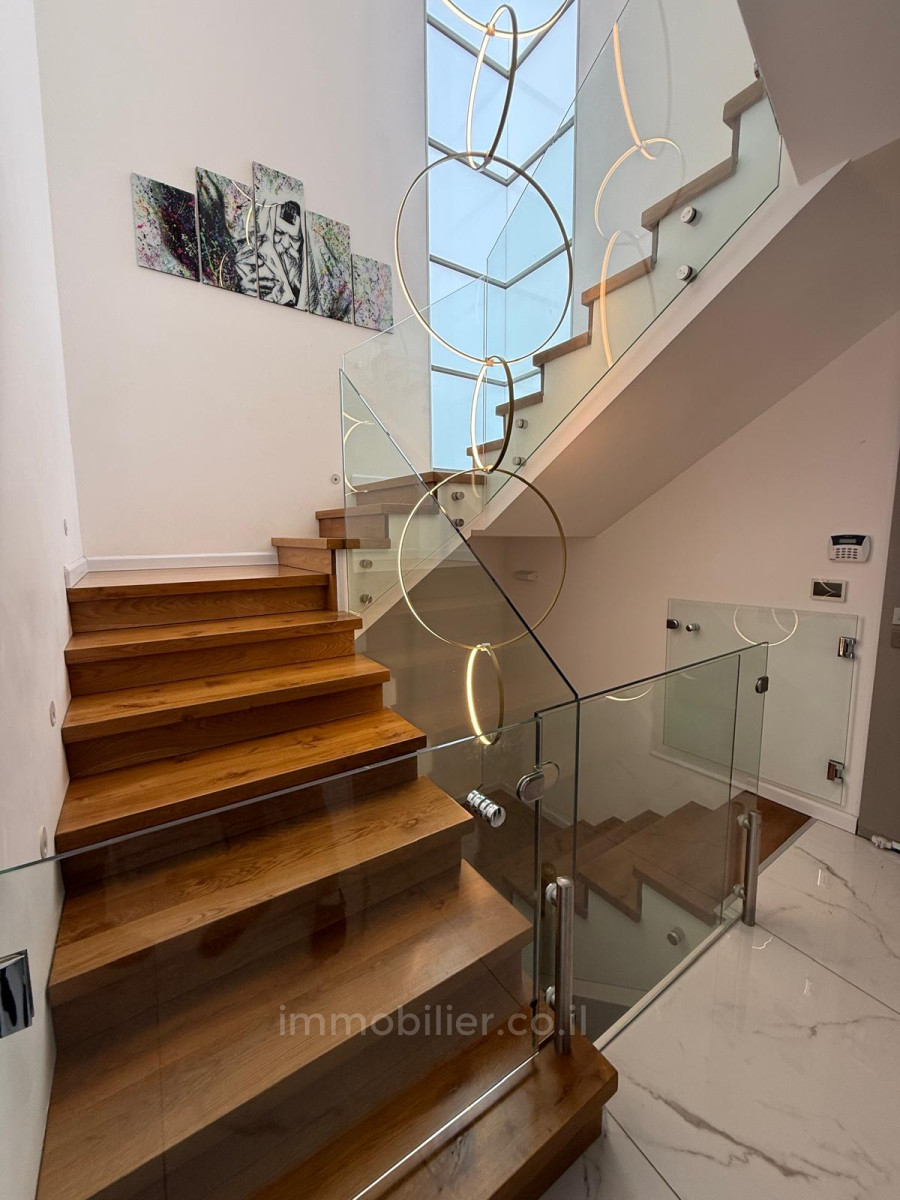 Villa 7 rooms Kfar Yona Kfar Yona 478-IBL-370