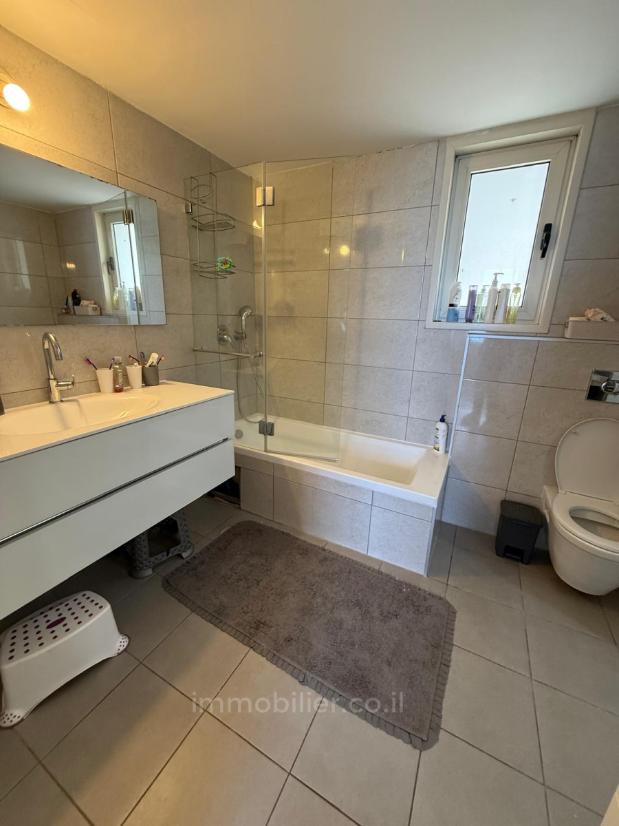 Penthouse 5 rooms Netanya Sea 478-IBL-371