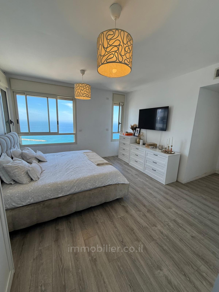 Penthouse 5 rooms Netanya Sea 478-IBL-371