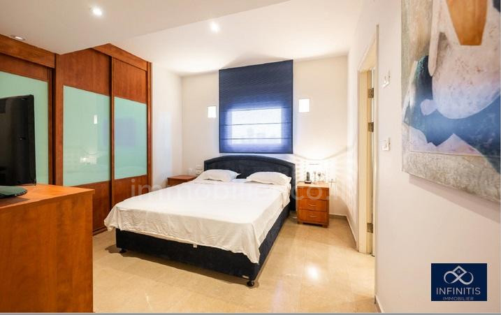 Apartment 3 rooms Tel Aviv First sea line 527-IBL-140