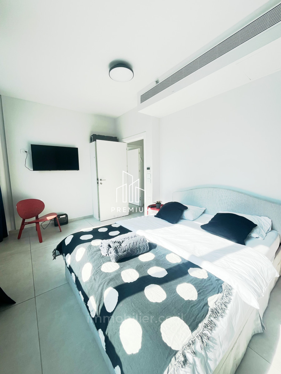 Penthouse 5 rooms Tel Aviv Lev Tel-Aviv 627-IBL-13