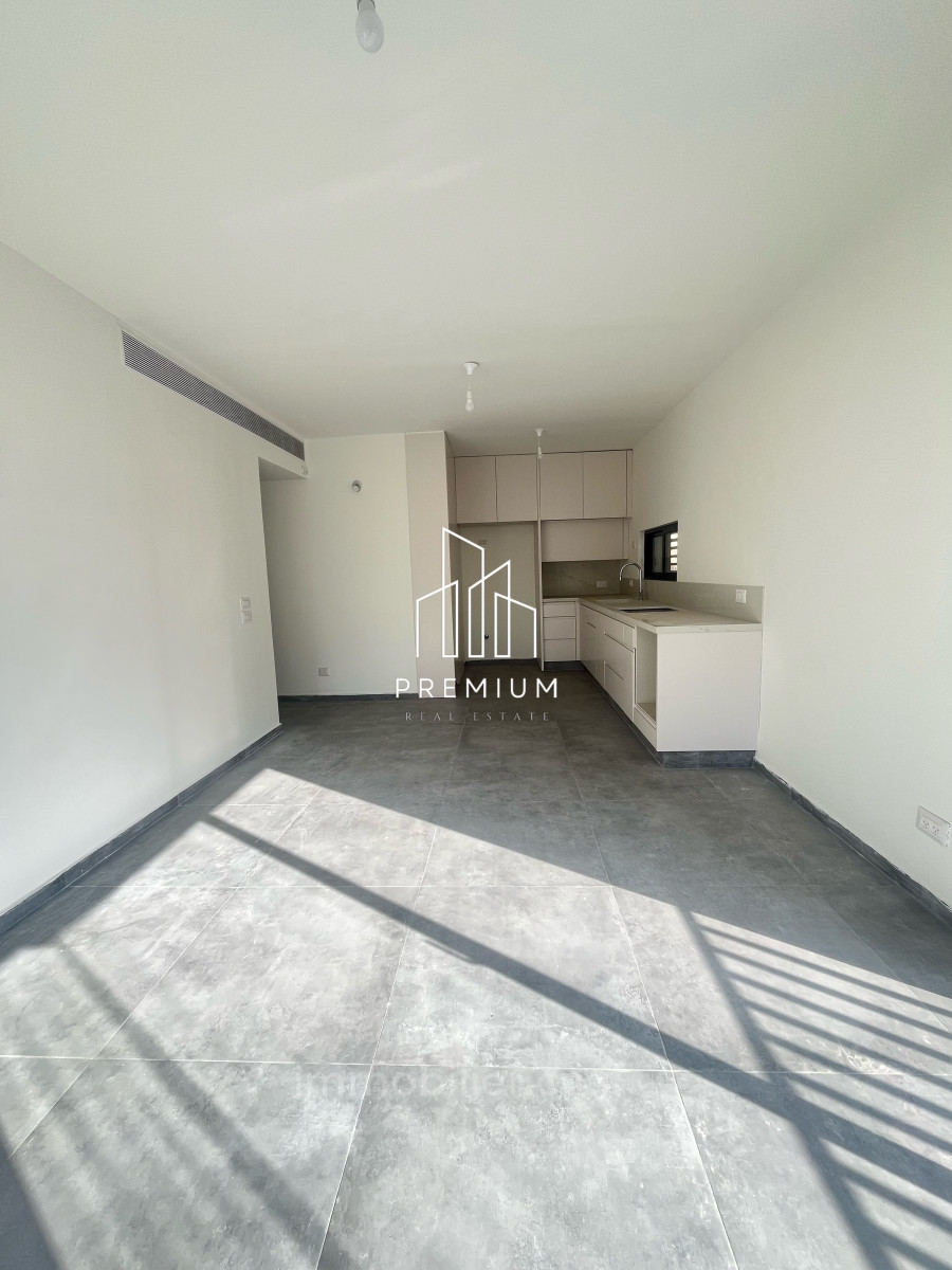 Apartment 4 rooms Tel Aviv Lev Tel-Aviv 627-IBL-20