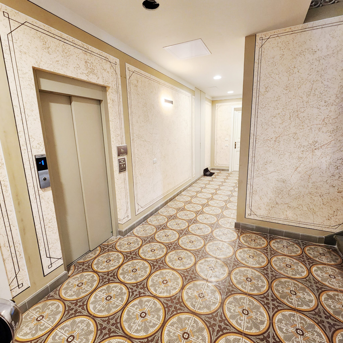 Villa 3 rooms Tel Aviv First sea line 627-IBL-25
