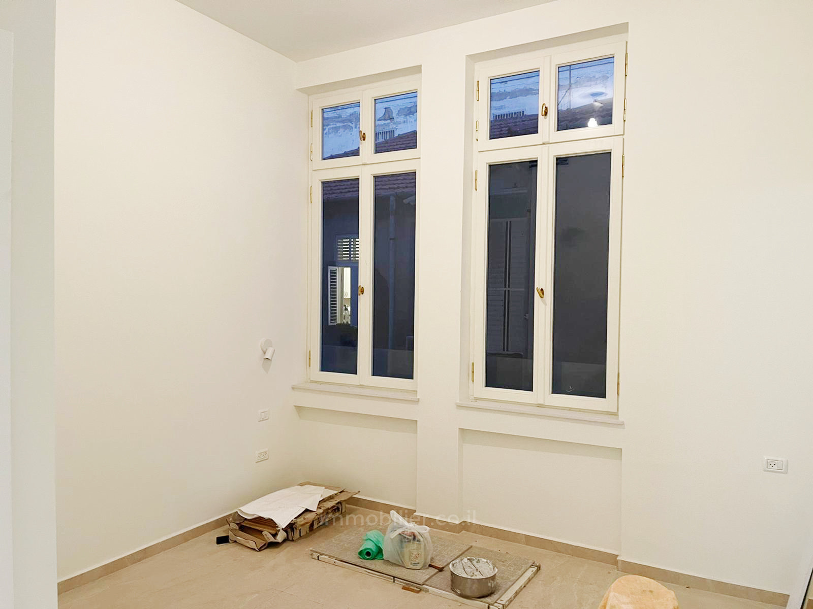 Villa 3 rooms Tel Aviv First sea line 627-IBL-25