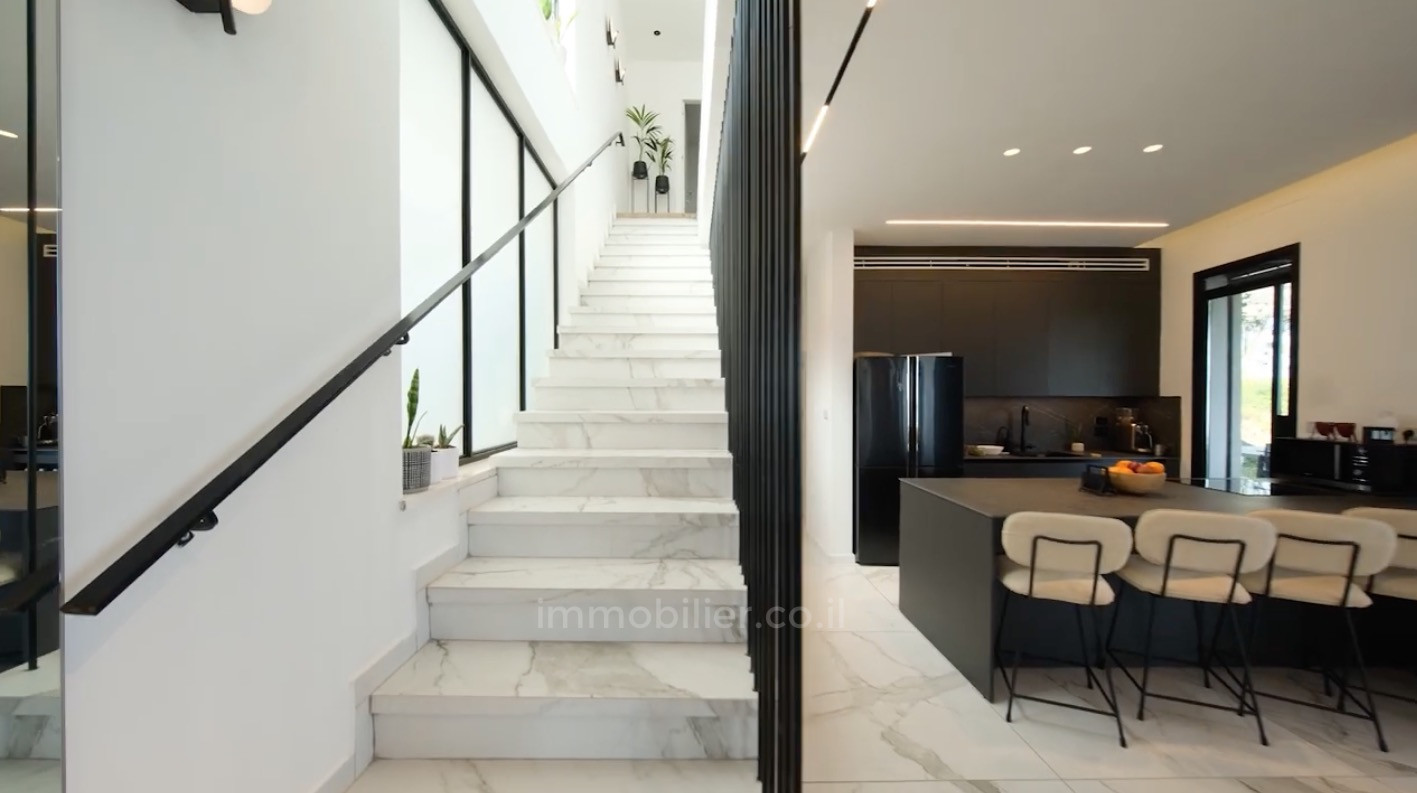 Villa 7 rooms Tiberiade Tiberiade 630-IBL-74