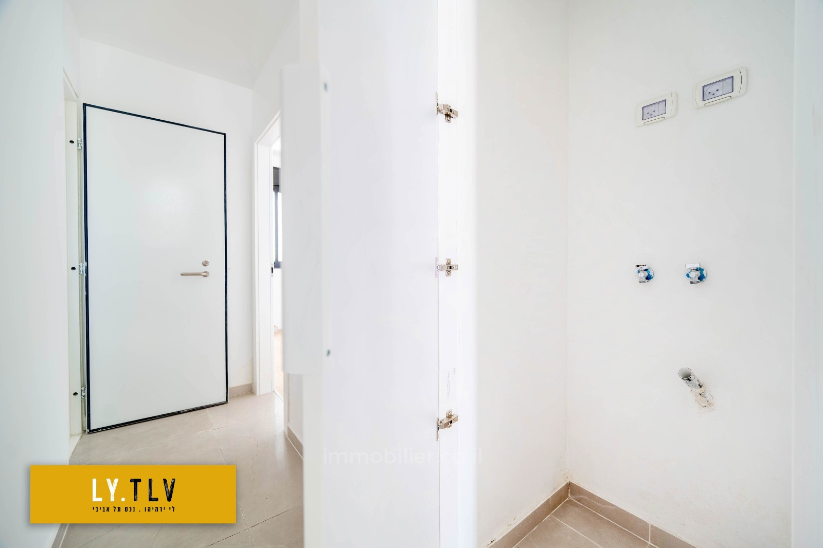 Apartment 3 rooms Tel Aviv tel aviv north 804-IBL-68