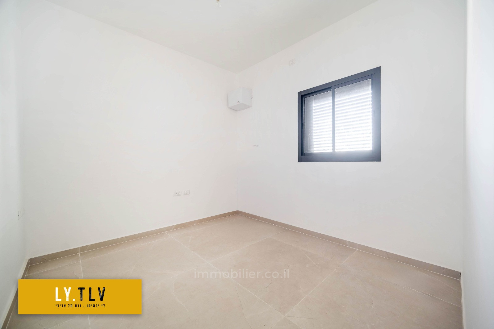 Apartment 3 rooms Tel Aviv tel aviv north 804-IBL-68