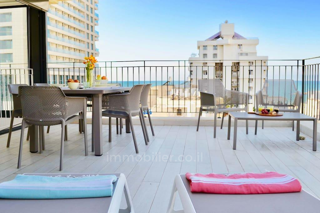 Penthouse 4 rooms Tel Aviv Kerem Hatemanim 828-IBL-100
