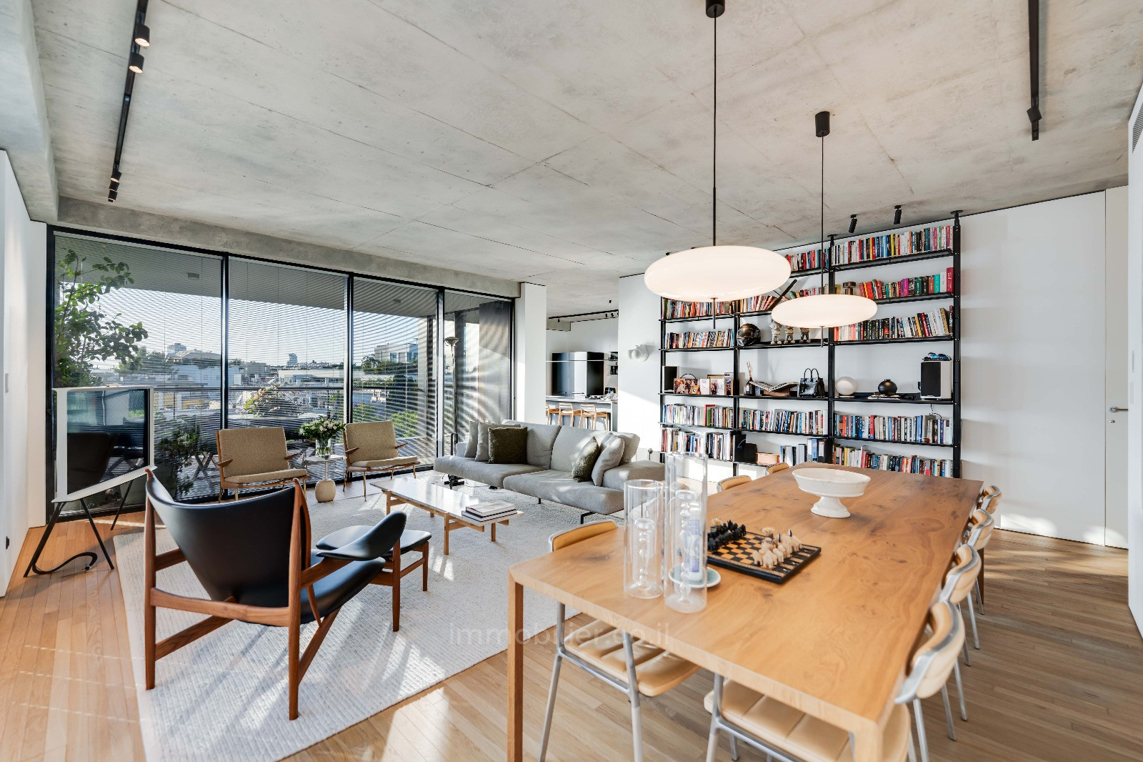 Apartment 4 rooms Tel Aviv Rothshild 828-IBL-96