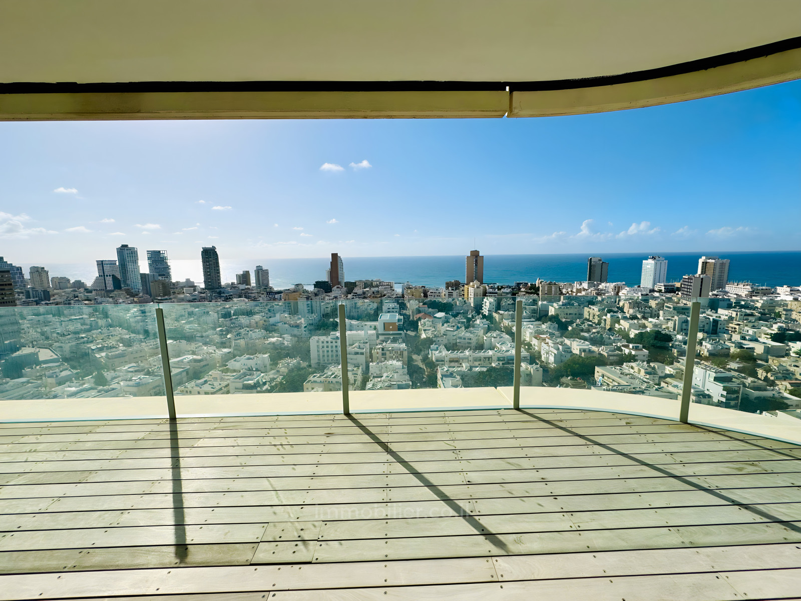 Apartment 6.5 rooms Tel Aviv tel aviv 833-IBL-3