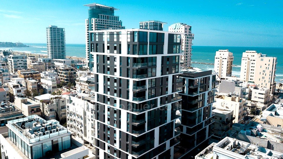 Apartment Tel Aviv
